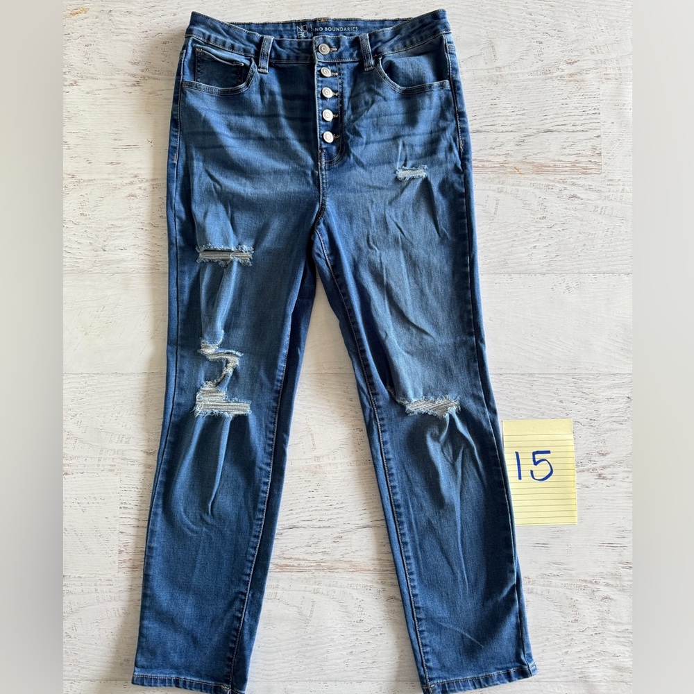 Button fly dark wash jeans. Size 13. Gently loved 💙